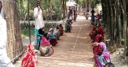 কর্মহীন শ্রমজীবিদের খাদ্য সহায়তা দিলেন কুপতলা ইউডিসির উদ্যোক্তা কর্মহীন শ্রমজীবিদের খাদ্য সহায়তা দিলেন কুপতলা ইউডিসির উদ্যোক্তা