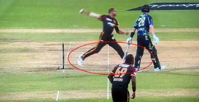 এক ফুট লম্বা ‘নো’ বল ভারতীয় বোলারের