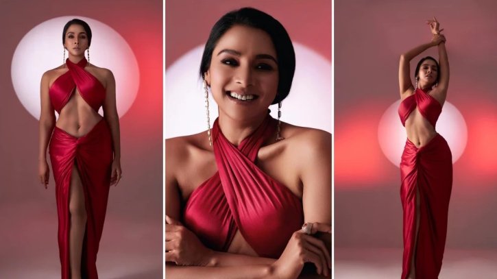 স্বল্প বাসনায় চমক দিলেন ফ্যামিলি ক্রাইসিসের ‘ভাবি’ স্বল্প বাসনায় চমক দিলেন ফ্যামিলি ক্রাইসিসের ‘ভাবি’