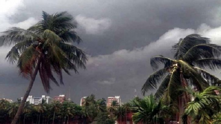 দুপুরের মধ্যেই আসছে ঝড়, আবহাওয়ার নতুন বার্তা দুপুরের মধ্যেই আসছে ঝড়, আবহাওয়ার নতুন বার্তা