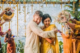 বিয়েতে গায়ে হলুদের প্রচলন কীভাবে
