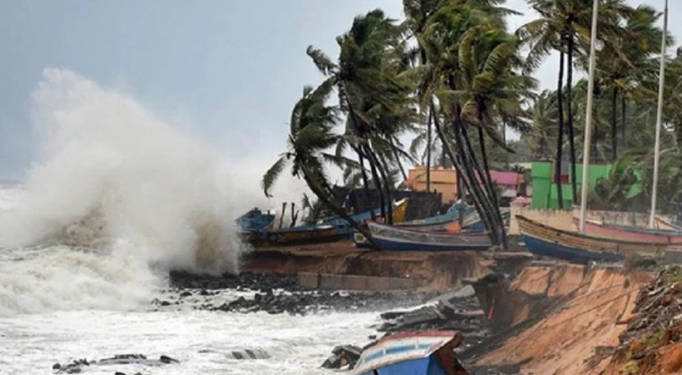 ১১ জেলায় সন্ধ্যার মধ্যে ঝড়ের পূর্বাভাস ১১ জেলায় সন্ধ্যার মধ্যে ঝড়ের পূর্বাভাস