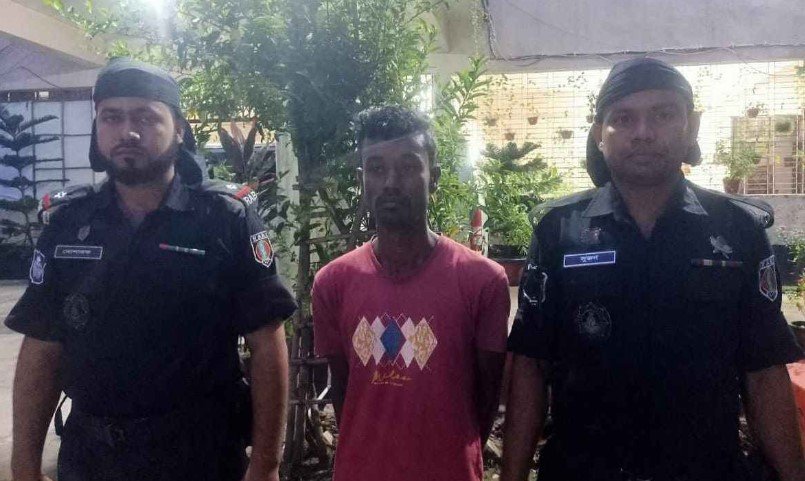 গাইবান্ধায় ফেনসিডিলসহ মাদক কারবারি গ্রেফতার 