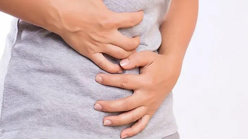 বর্ষায় পেটের সমস্যা কমাতে খাবেন কোন খাবার